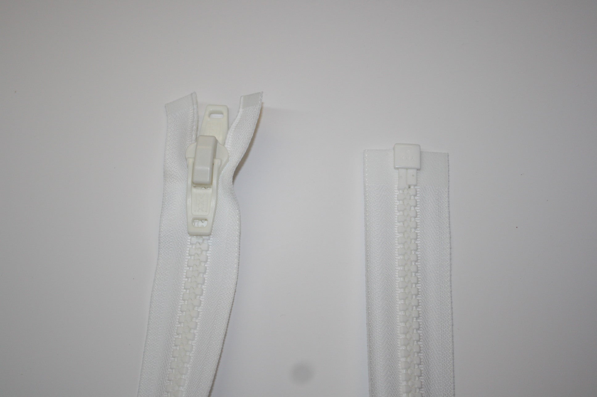 Nylon #10 Molded Seperating YKK zippers